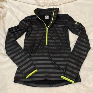 Nike Fitted zip up